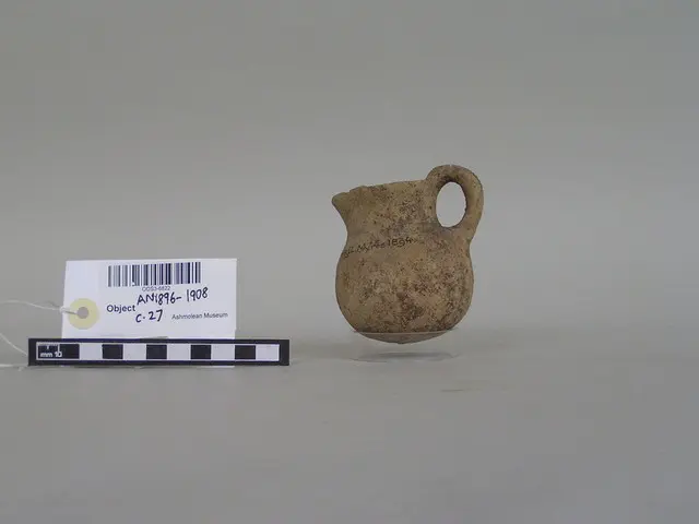 Black Slip II Juglet - image 1